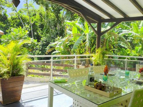 Μπαλκόνι/βεράντα, Appartement charmant à Lamentin avec piscine (Appartement charmant a Lamentin avec piscine) in Lamentin Μπαλκόνι/βεράντα, Appartement charmant à Lamentin avec piscine (Appartement charmant a Lamentin avec piscine) in Lamentin