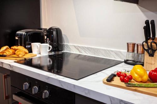 Modern and Comfortable Apartment - sleeps 4 in Bury Modern and Comfortable Apartment - sleeps 4 in Bury