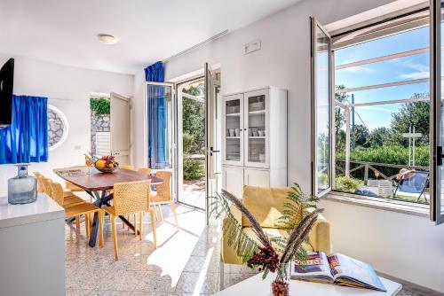 Erkély/terasz, Gocce Di Capri - Hotel & Serviced Residence in Termini Erkély/terasz, Gocce Di Capri - Hotel & Serviced Residence in Termini