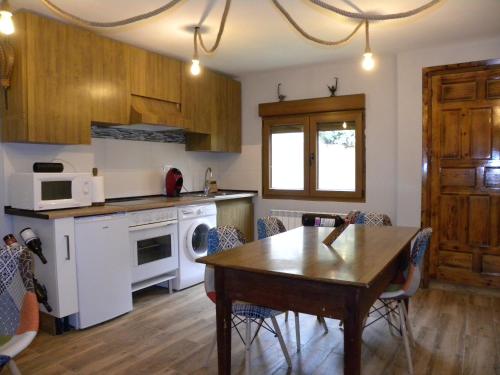 Pub/Lounge, Refugio del cañon (Refugio del canon) in Ucero Pub/Lounge, Refugio del cañon (Refugio del canon) in Ucero