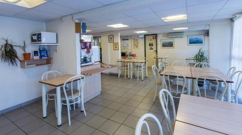 Restaurant, Premiere Classe Clermont Ferrand Nord in Clermont-Ferrand Restaurant, Premiere Classe Clermont Ferrand Nord in Clermont-Ferrand