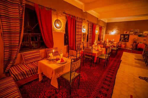 Restaurant, Takojt in Merzouga Restaurant, Takojt in Merzouga