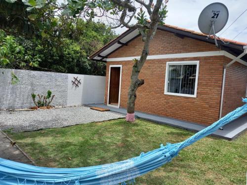 Casa em Florianopolis, rio vermelho de 2 quartos bem localizada in 聖約翰多西奧維爾梅洛 Casa em Florianopolis, rio vermelho de 2 quartos bem localizada in 聖約翰多西奧維爾梅洛