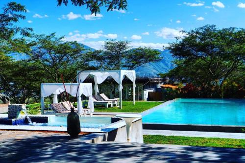 Tunas & Cabras Hotel