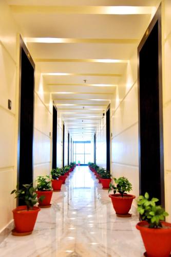 Lobby, Hotel Vinayak in Alambagh Lobby, Hotel Vinayak in Alambagh
