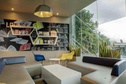 Szórakozási lehetőségek, MD7 Hotel Cirebon in Kejaksan Szórakozási lehetőségek, MD7 Hotel Cirebon in Kejaksan