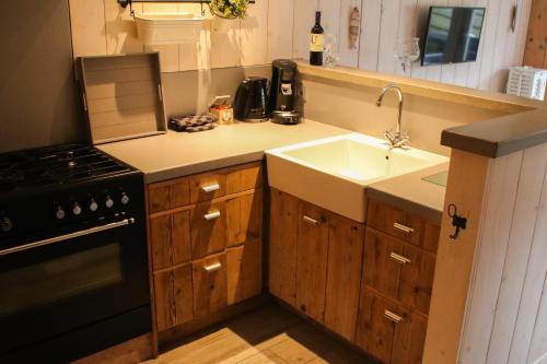 Kitchen, Vakantiewoning Weverijstraat incl strandcabine in Domburg Kitchen, Vakantiewoning Weverijstraat incl strandcabine in Domburg