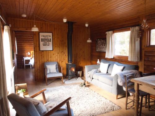 Hillside Log cabin, Ardoch Lodge, Strathyre in Strathyre Hillside Log cabin, Ardoch Lodge, Strathyre in Strathyre