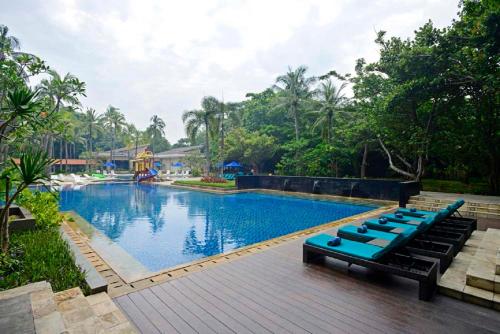 Swimming pool, Discovery Ancol in Ancol Swimming pool, Discovery Ancol in Ancol