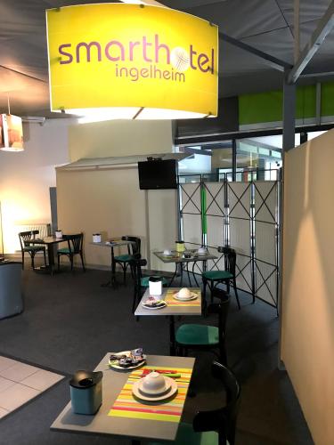 Food and beverages, Smarthotel Ingelheim in Ingelheim am Rhein Food and beverages, Smarthotel Ingelheim in Ingelheim am Rhein