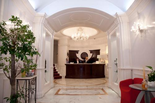 Lobby, Hotel Gambrinus in Via Veneto Lobby, Hotel Gambrinus in Via Veneto