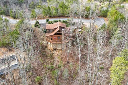 OVER THE MOUNTAIN - Smoky Mountain View Cabin in ชานเมืองพีเจี้ยน ฟอร์จ OVER THE MOUNTAIN - Smoky Mountain View Cabin in ชานเมืองพีเจี้ยน ฟอร์จ