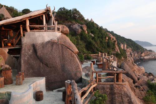 Entrance, Moondance Magicview Bungalow in Tanote Bay Entrance, Moondance Magicview Bungalow in Tanote Bay