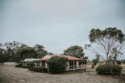 A szálláshely kívülről, Alkoomi Chalets in Kendenup A szálláshely kívülről, Alkoomi Chalets in Kendenup