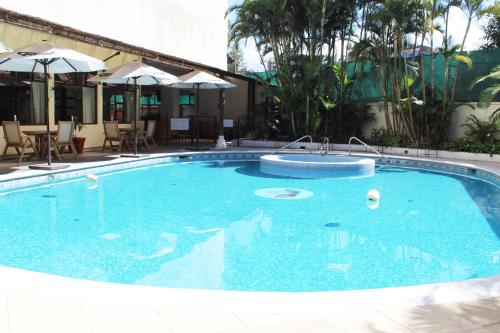 Swimming pool, Hotel Las Americas in Guatemala City Swimming pool, Hotel Las Americas in Guatemala City