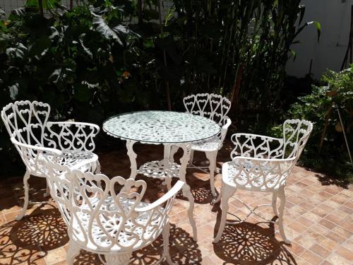 CAsA ARTIGAS 5684 in Villa Pueyrredón CAsA ARTIGAS 5684 in Villa Pueyrredón