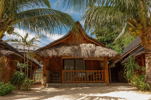 Buitenkant, Amihan Beach Cabanas Resort in Bantayan Island Buitenkant, Amihan Beach Cabanas Resort in Bantayan Island