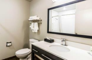 Quality Inn and Suites Westminster - Broomfield in Westminster Quality Inn and Suites Westminster - Broomfield in Westminster