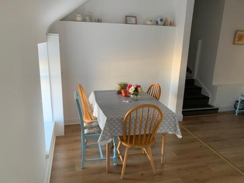 Зручності, Room 2 Camp Street B&B & Self Catering in Огтерард Зручності, Room 2 Camp Street B&B & Self Catering in Огтерард