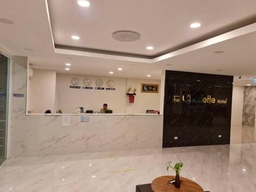 Hol, The charlotte smart hotel lopburi in Lopburi Hol, The charlotte smart hotel lopburi in Lopburi