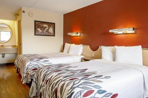 红顶酒店-希尔顿黑德岛 (Red Roof Inn Hilton Head Island) in 希尔顿头岛(SC) 红顶酒店-希尔顿黑德岛 (Red Roof Inn Hilton Head Island) in 希尔顿头岛(SC)