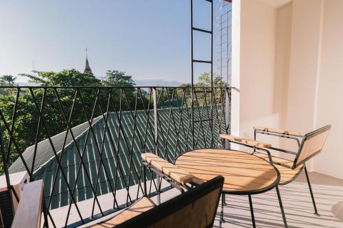 Balcony/terrace, B Innspire Hotel in Chang Phuak Balcony/terrace, B Innspire Hotel in Chang Phuak