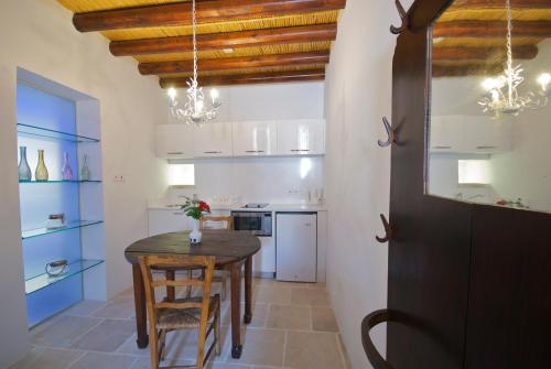 Konyha, Palatakia - Adults Only in Kato Drys Konyha, Palatakia - Adults Only in Kato Drys