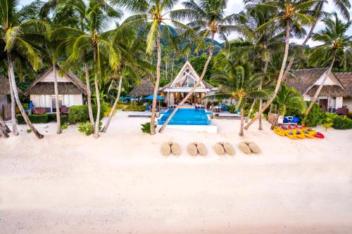 Pantai, Little Polynesian Resort in Titikaveka Pantai, Little Polynesian Resort in Titikaveka