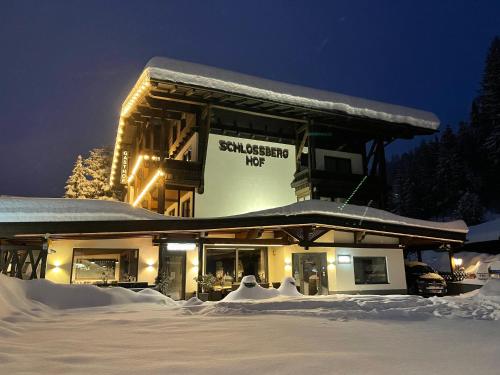 Gasthof Schlossberghof Hotel