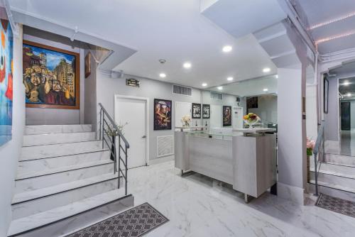 Aula, Notebook Miami Beach in Miami Beach (FL) Aula, Notebook Miami Beach in Miami Beach (FL)