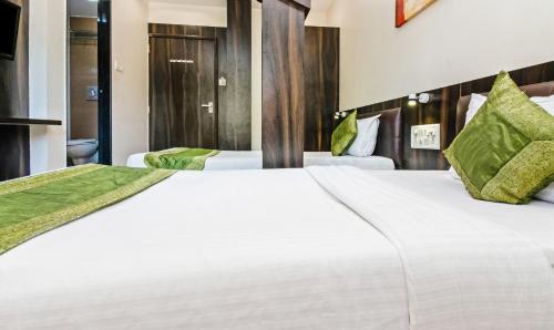 Hotel Amber- Near Taj Hotel near Colaba Hotel Amber- Near Taj Hotel near Colaba