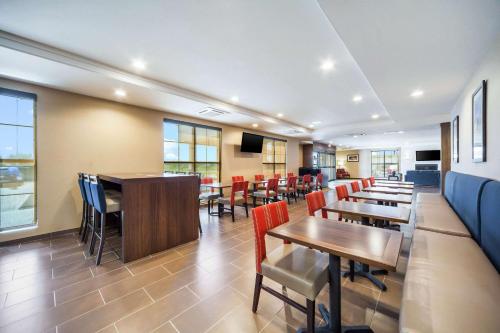 Їжа та напої, Comfort Inn & Suites North Platte I-80 in Норт-Платт (Небраска) Їжа та напої, Comfort Inn & Suites North Platte I-80 in Норт-Платт (Небраска)