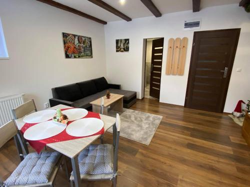 Facilities, Privat Greta in zdiar Facilities, Privat Greta in zdiar