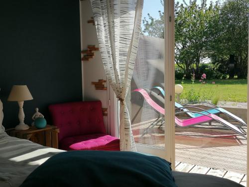 Gîte 2 pers proche plage avec jardin (Gite 2 pers proche plage avec jardin) in Quimper centrum Gîte 2 pers proche plage avec jardin (Gite 2 pers proche plage avec jardin) in Quimper centrum
