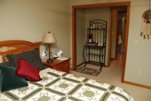 This photo about On Cranberry Pond Bed and Breakfast shared on HyHotel.com