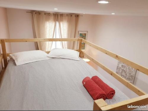 AC, cosy apartment, 15" sea