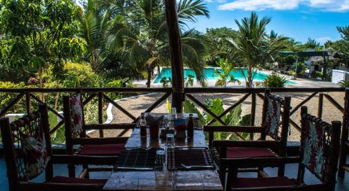 Makanan dan Minuman, Pemba Paradise in Pemba North Makanan dan Minuman, Pemba Paradise in Pemba North