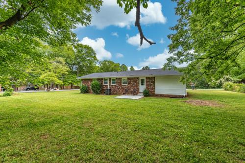 Entrance, Ranch Style Home & Plenty Of BKYD Space Near KSU in Other Entrance, Ranch Style Home & Plenty Of BKYD Space Near KSU in Other