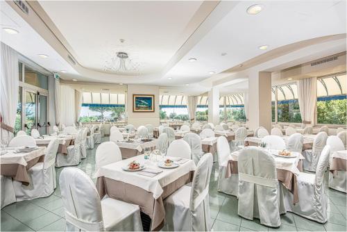 מסעדה, Hotel Bellevue in ביביונה מסעדה, Hotel Bellevue in ביביונה