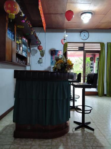 Hotel Olibert Parapat Ajibata Mitra RedDoorz in Parapat Hotel Olibert Parapat Ajibata Mitra RedDoorz in Parapat
