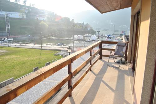 ระเบียง/ชานเรือน, Alojamento das Caldas in เรเซนเด ระเบียง/ชานเรือน, Alojamento das Caldas in เรเซนเด