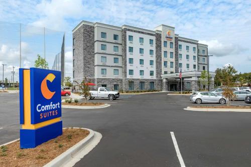 Comfort Suites Greenville Airport in Cullowhee