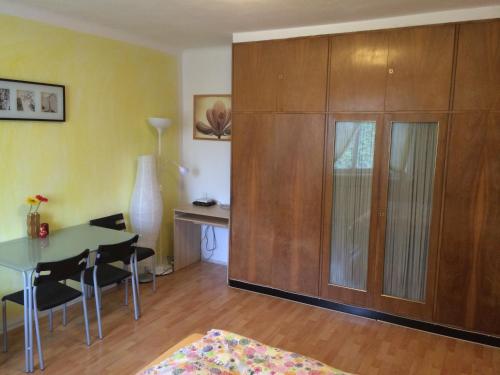 This photo about Best of Vienna Apartments Rienosslgasse shared on HyHotel.com