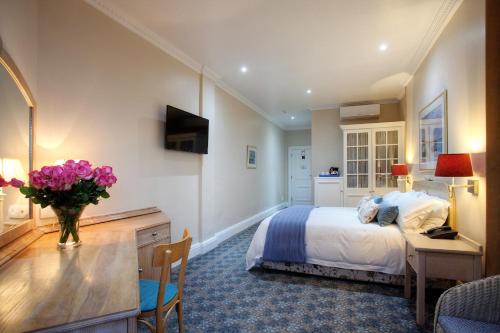 The Beach Hotel in Port Elizabeth The Beach Hotel in Port Elizabeth
