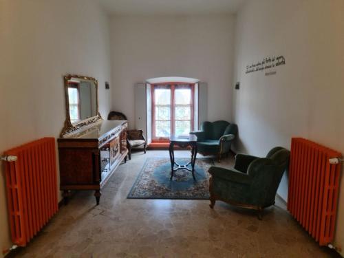 Strutture e servizi, Villa Terzaghi in Gorla Minore Strutture e servizi, Villa Terzaghi in Gorla Minore