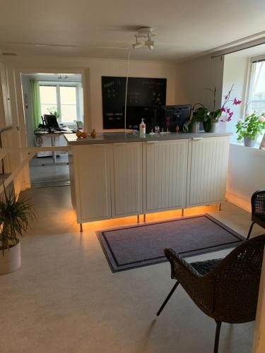 大堂, Fastningens in 瓦爾貝里 大堂, Fastningens in 瓦爾貝里