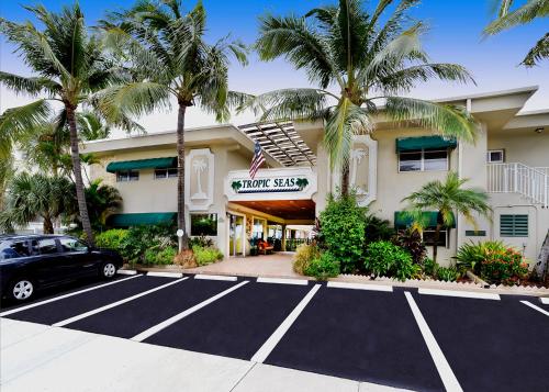 Tropic Seas Resort in Lauderdale-by-the-Sea Tropic Seas Resort in Lauderdale-by-the-Sea