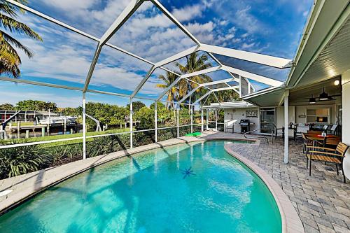 Renovated Waterfront Escape - Heated Pool & Dock home in Sarasota