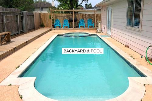 Pool House, 9 Beds in Tomball 30 Mins from Downtown - Lundar in 사이프러스 Pool House, 9 Beds in Tomball 30 Mins from Downtown - Lundar in 사이프러스