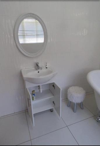 Beverley Hills guesthouse in Queenstown Beverley Hills guesthouse in Queenstown